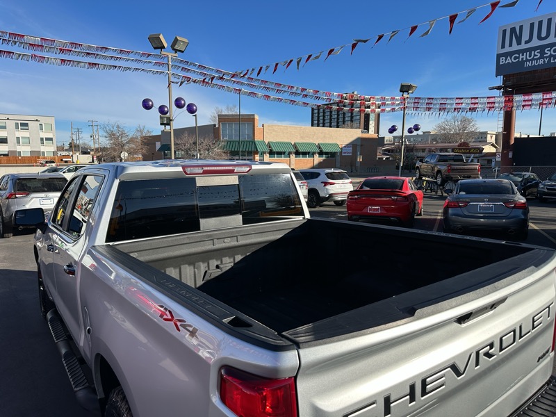 Chevrolet Silverado 1500 4WD Crew Cab 147" RST 2021