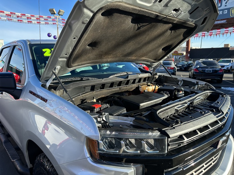 Chevrolet Silverado 1500 4WD Crew Cab 147" RST 2021