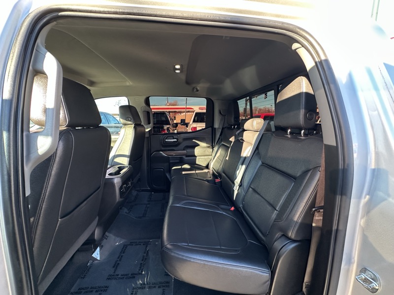 Chevrolet Silverado 1500 4WD Crew Cab 147" RST 2021