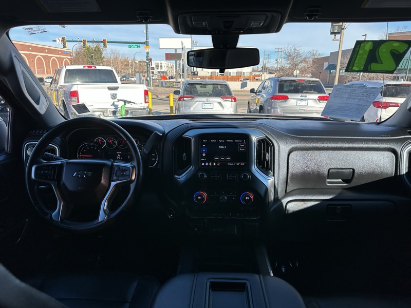 Chevrolet Silverado 1500 4WD Crew Cab 147" RST 2021