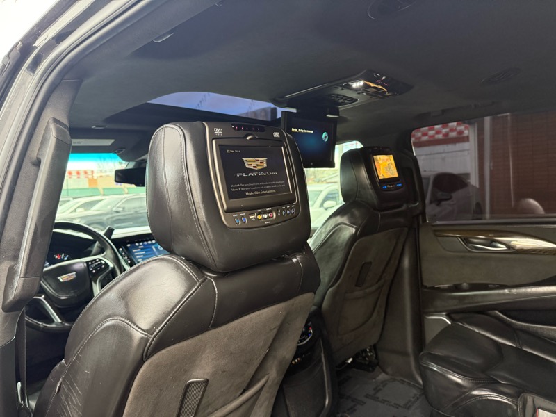 Cadillac Escalade 4WD 4dr Platinum 2016