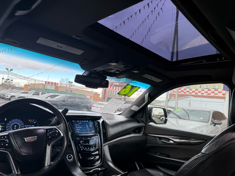 Cadillac Escalade 4WD 4dr Platinum 2016