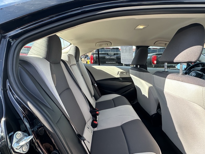 Toyota Corolla LE CVT (Natl) 2026