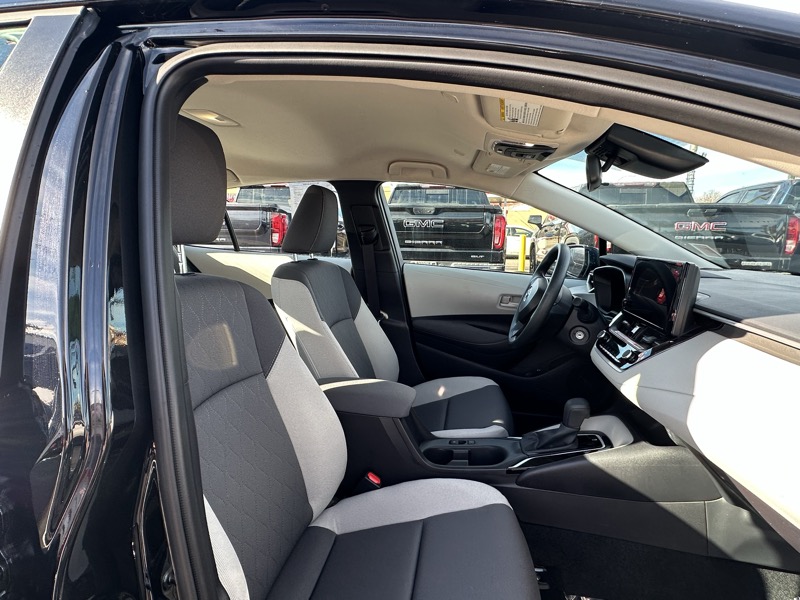 Toyota Corolla LE CVT (Natl) 2026