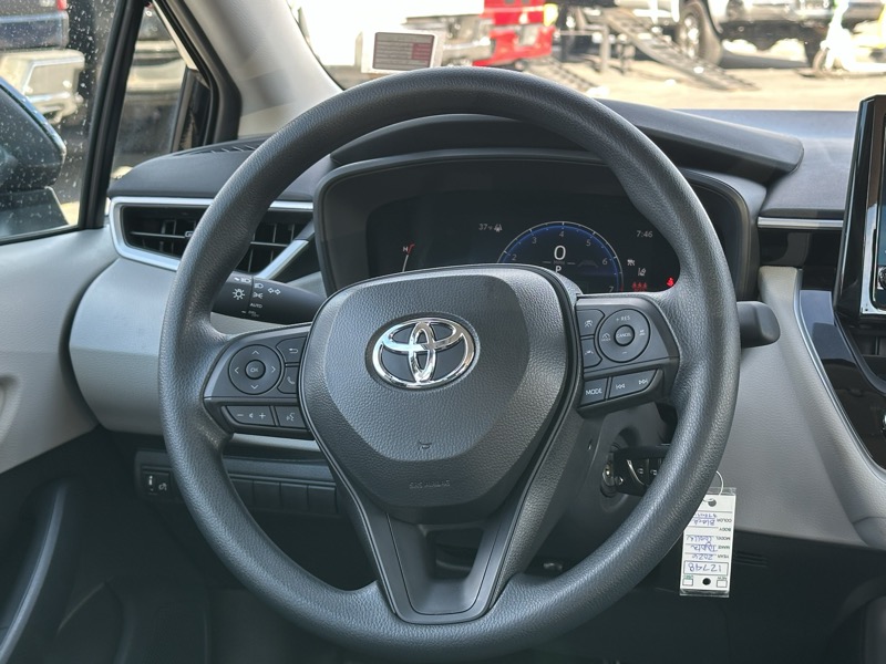Toyota Corolla LE CVT (Natl) 2026
