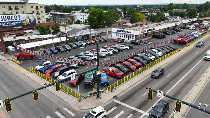 RAM 1500 Laramie 4x4 Crew Cab 5'7" Box 2020