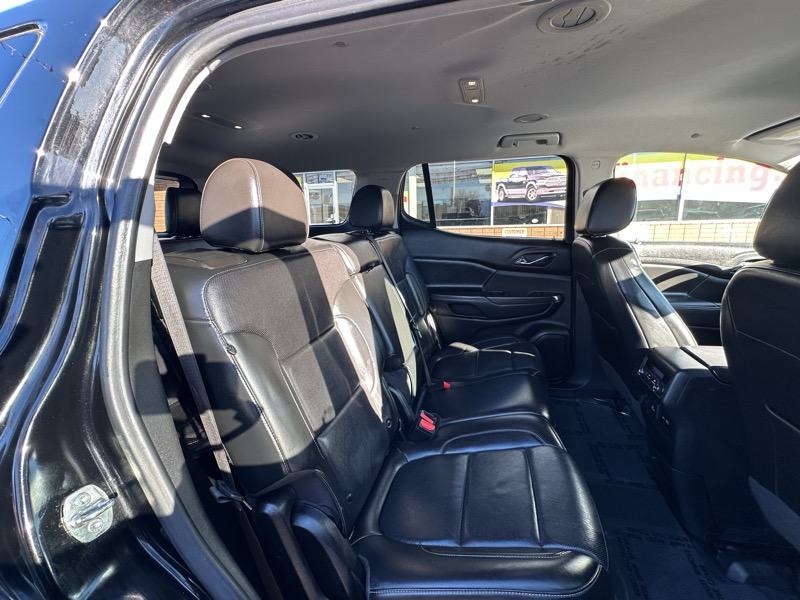 GMC Acadia AWD 4dr SLT 2021