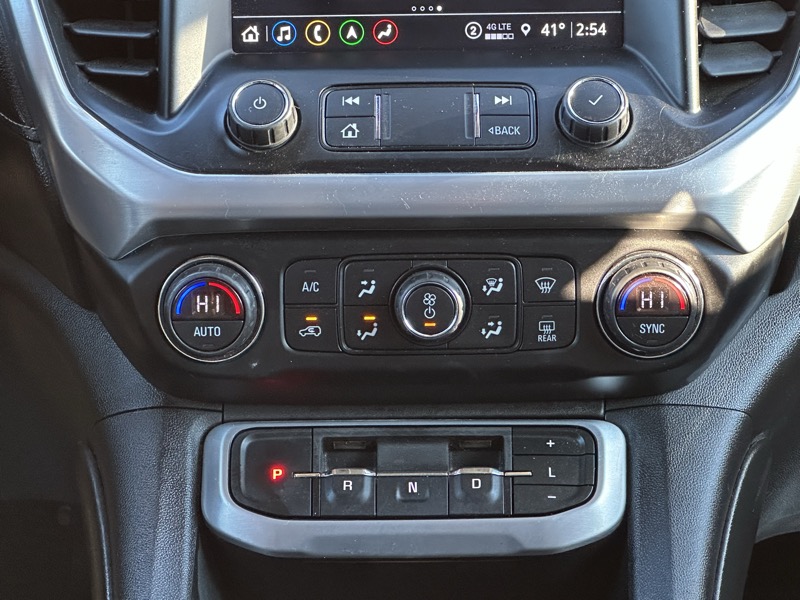 GMC Acadia AWD 4dr SLT 2021