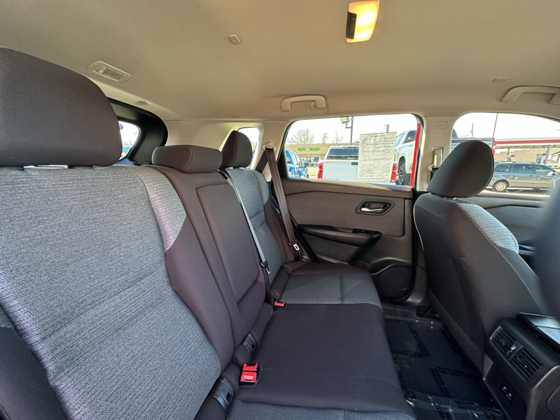 Nissan Rogue AWD SV 2023