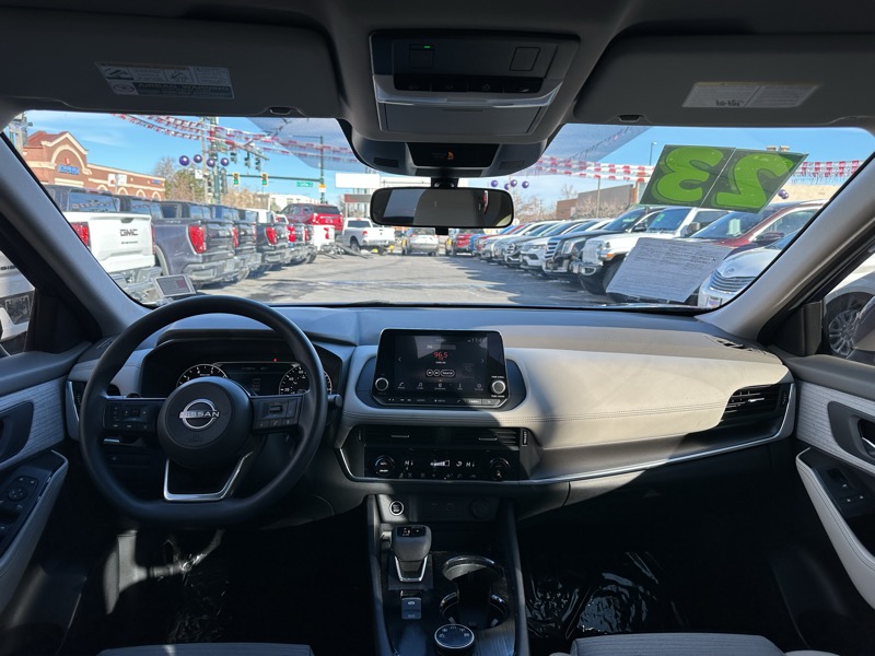 Nissan Rogue AWD SV *Ltd Avail* 2023