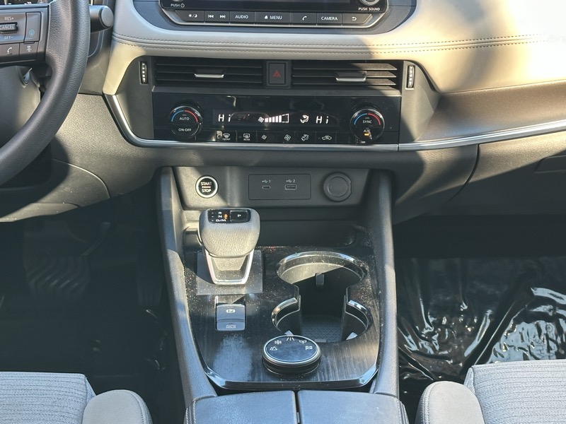 Nissan Rogue AWD SV *Ltd Avail* 2023