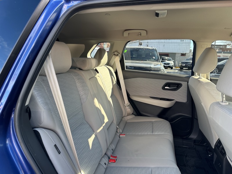 Nissan Rogue AWD SV *Ltd Avail* 2023