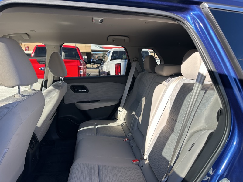 Nissan Rogue AWD SV *Ltd Avail* 2023