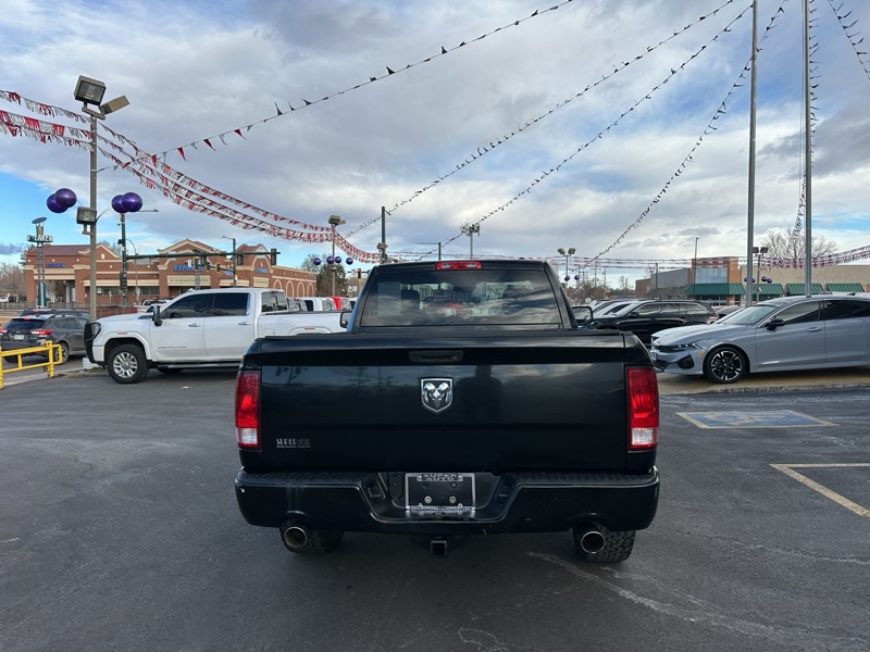 Dodge 1500 2WD Reg Cab 120.5" Express 2012