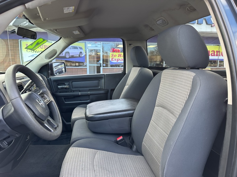 Dodge 1500 2WD Reg Cab 120.5" Express 2012