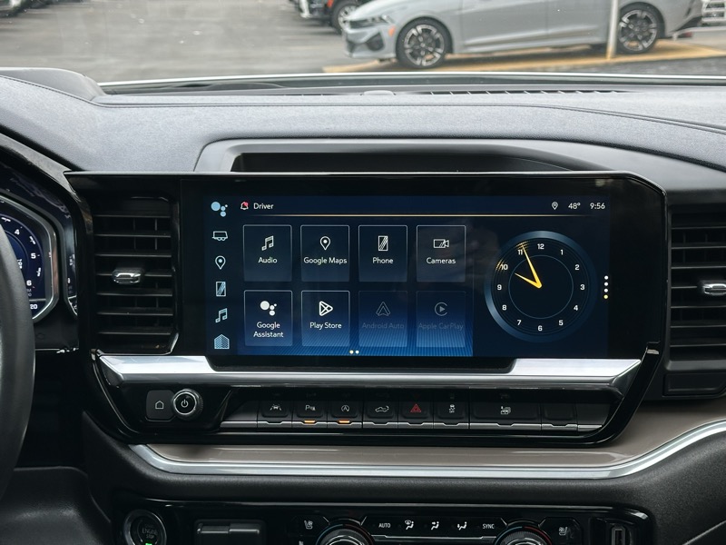 Chevrolet Silverado 1500 4WD Crew Cab 147" High Country 2022