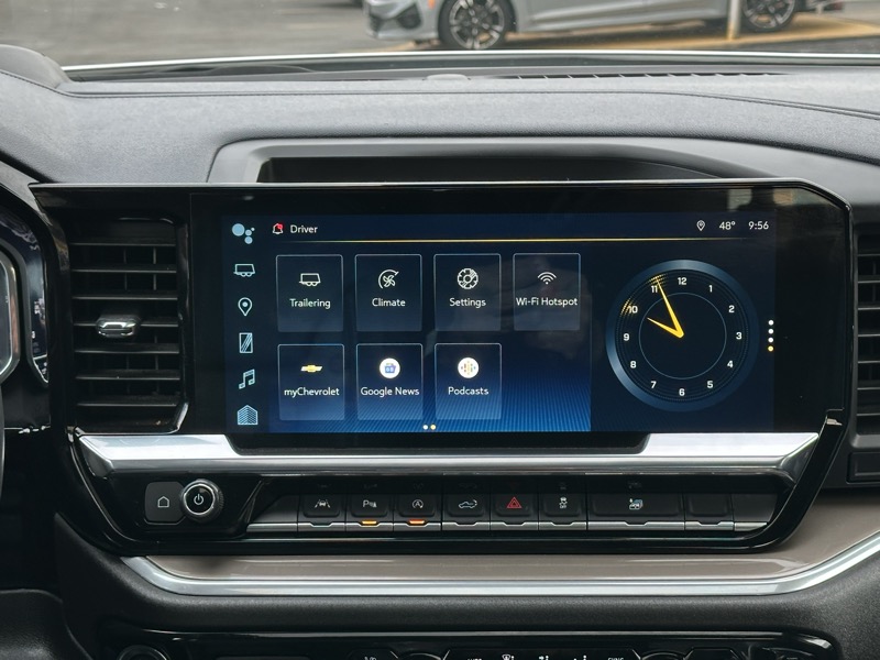 Chevrolet Silverado 1500 4WD Crew Cab 147" High Country 2022