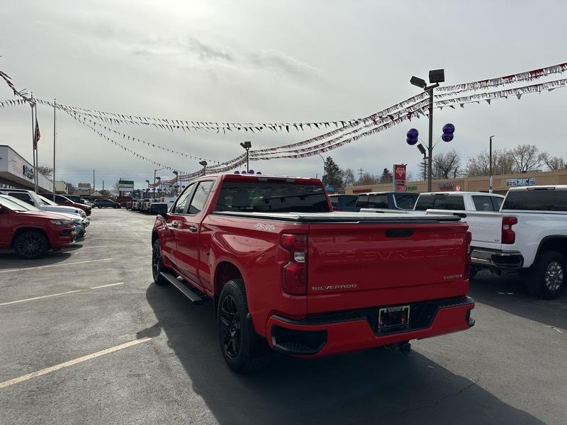Chevrolet Silverado 1500 4WD Crew Cab 157" Custom 2022