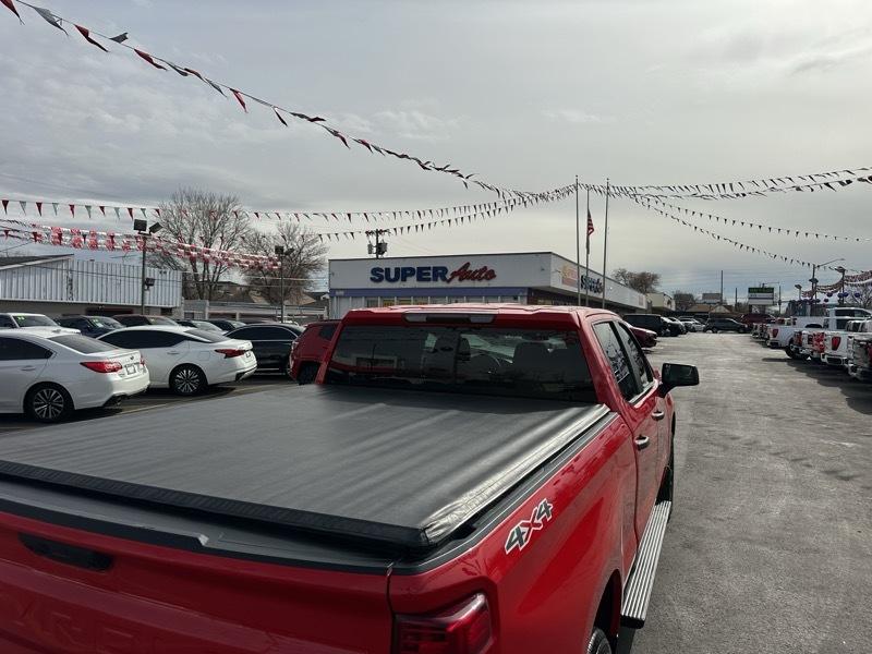 Chevrolet Silverado 1500 4WD Crew Cab 157" Custom 2022