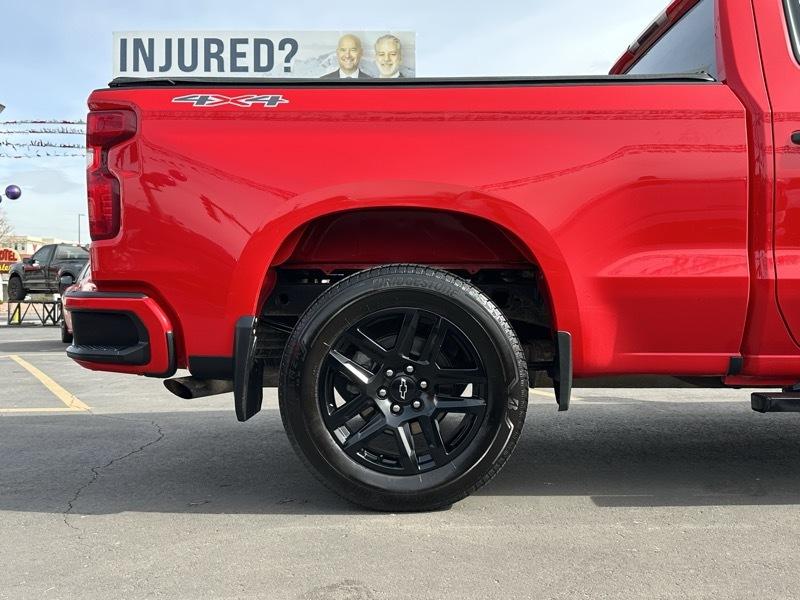 Chevrolet Silverado 1500 4WD Crew Cab 157" Custom 2022