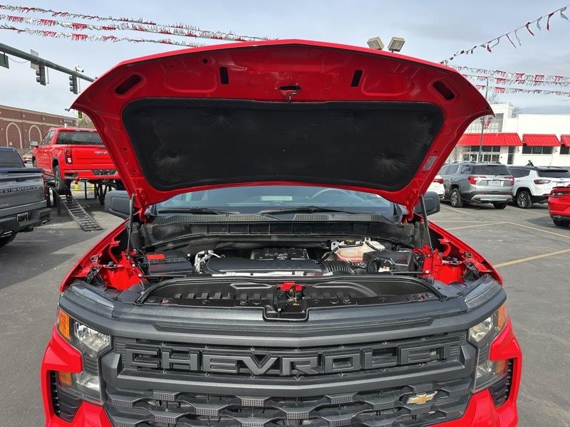 Chevrolet Silverado 1500 4WD Crew Cab 157" Custom 2022