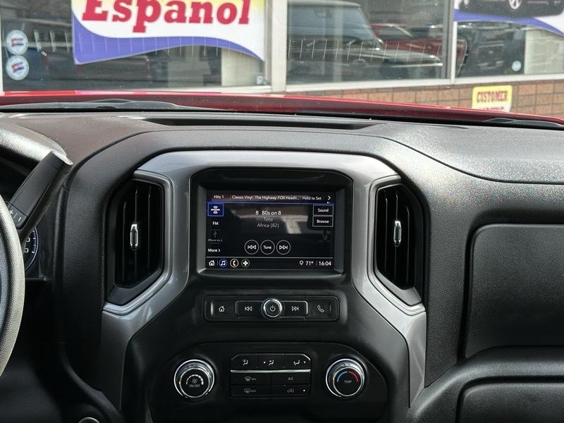 Chevrolet Silverado 1500 4WD Crew Cab 157" Custom 2022