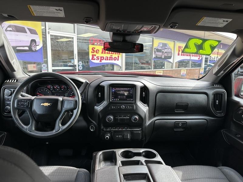 Chevrolet Silverado 1500 4WD Crew Cab 157" Custom 2022