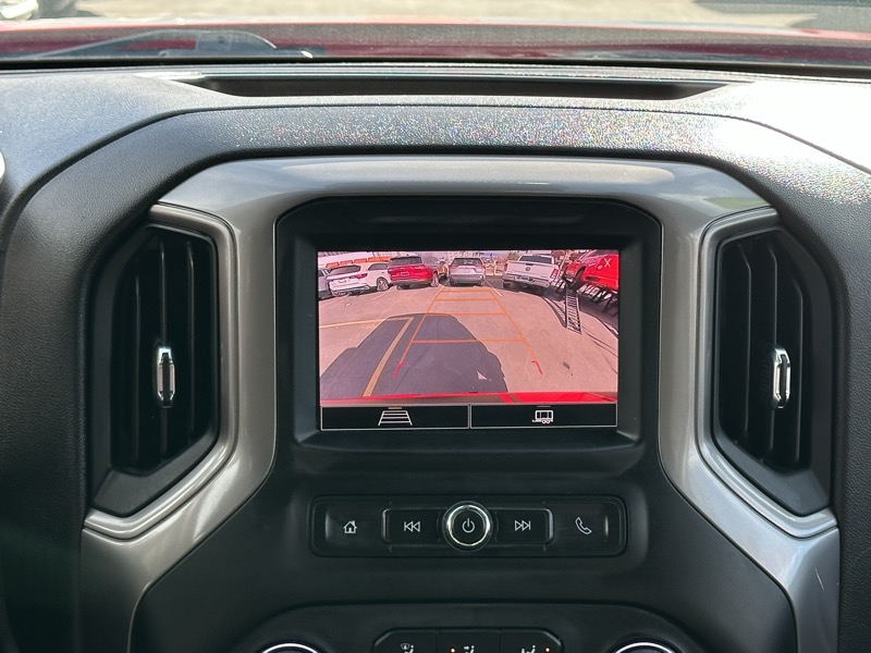 Chevrolet Silverado 1500 4WD Crew Cab 147" Custom 2023