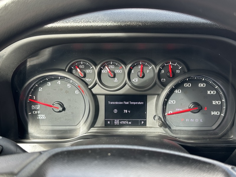 Chevrolet Silverado 1500 4WD Crew Cab 147" Custom 2023