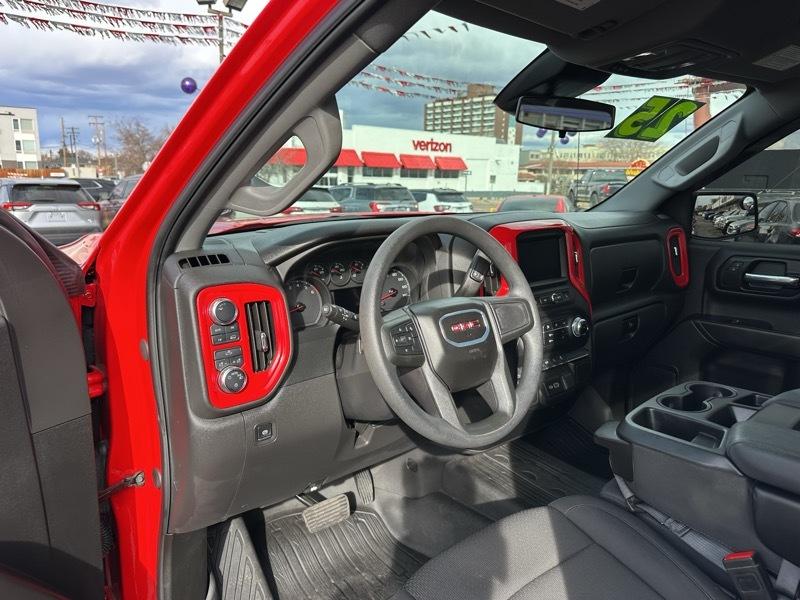 GMC Sierra 1500 4WD Reg Cab 126" Pro 2025