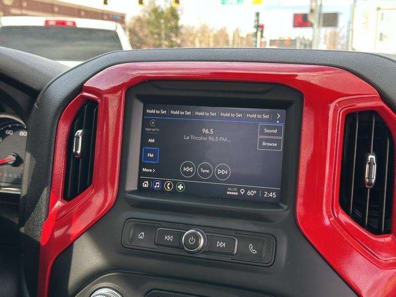 GMC Sierra 1500 4WD Reg Cab 126" Pro 2025