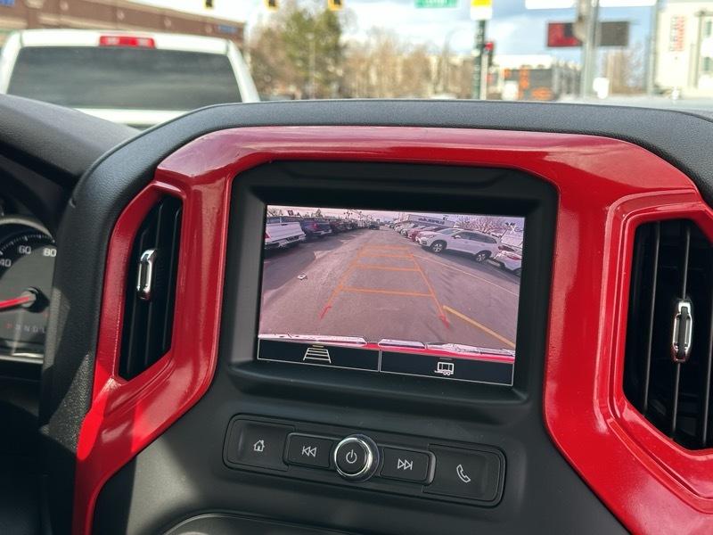 GMC Sierra 1500 4WD Reg Cab 126" Pro 2025