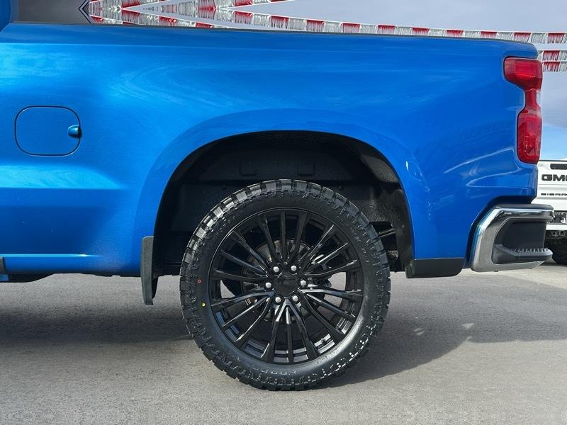 Chevrolet Silverado 1500 4WD Reg Cab 126" Work Truck 2022