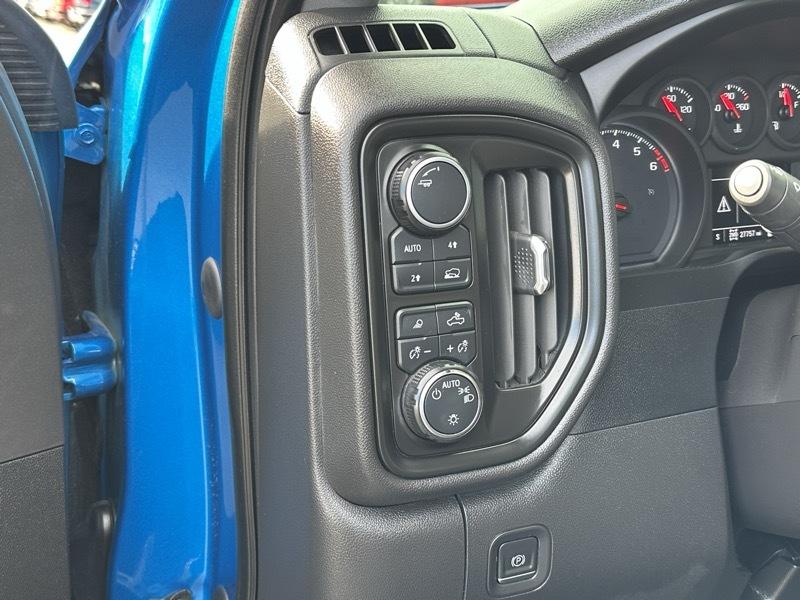 Chevrolet Silverado 1500 4WD Reg Cab 126" Work Truck 2022