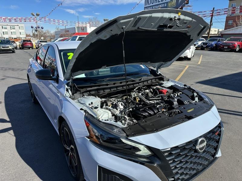 Nissan Altima SR AWD 2025