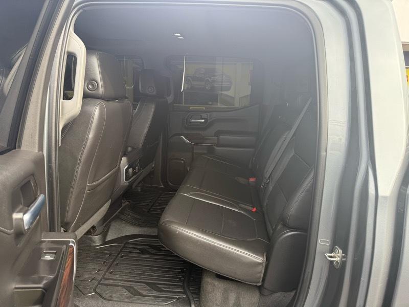 GMC Sierra 1500 4WD Crew Cab 157" SLT 2020