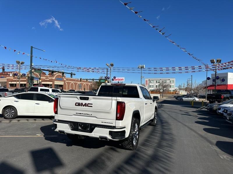 GMC Sierra 1500 4WD Crew Cab 157" Denali 2023
