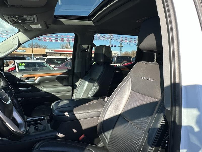 GMC Sierra 1500 4WD Crew Cab 157" Denali 2023