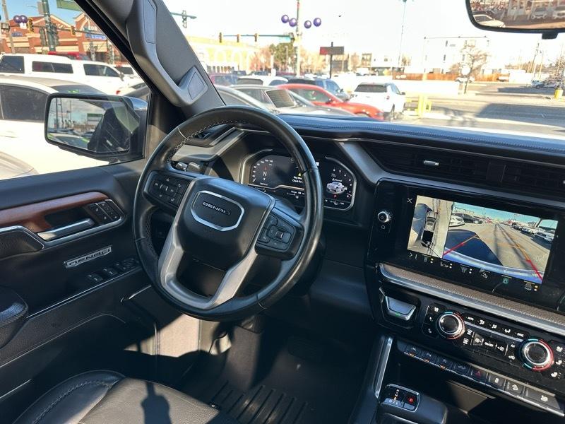 GMC Sierra 1500 4WD Crew Cab 157" Denali 2023