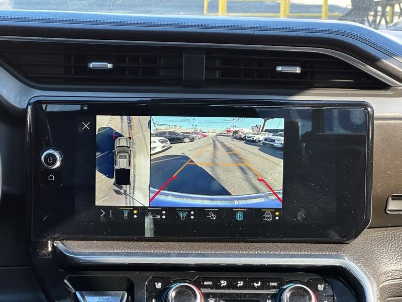 GMC Sierra 1500 4WD Crew Cab 157" Denali 2023