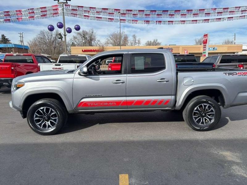 Toyota Tacoma 4WD SR Double Cab 5' Bed V6 AT (Natl) 2021