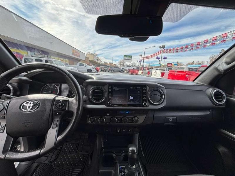 Toyota Tacoma 4WD SR Double Cab 5' Bed V6 AT (Natl) 2021