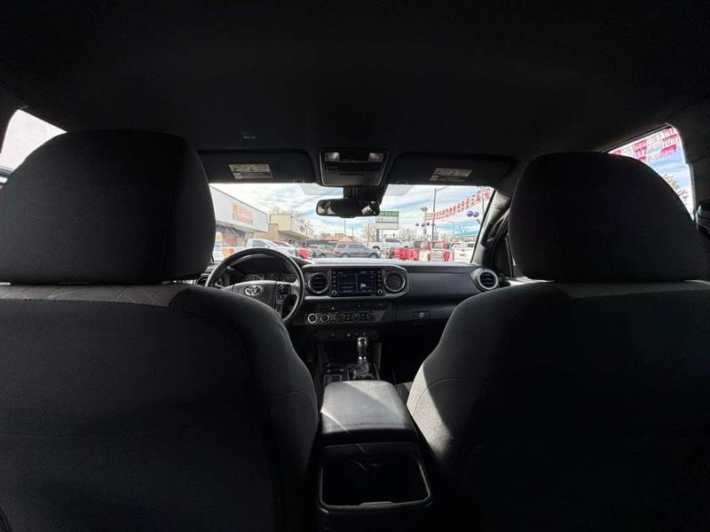 Toyota Tacoma 4WD SR Double Cab 5' Bed V6 AT (Natl) 2021