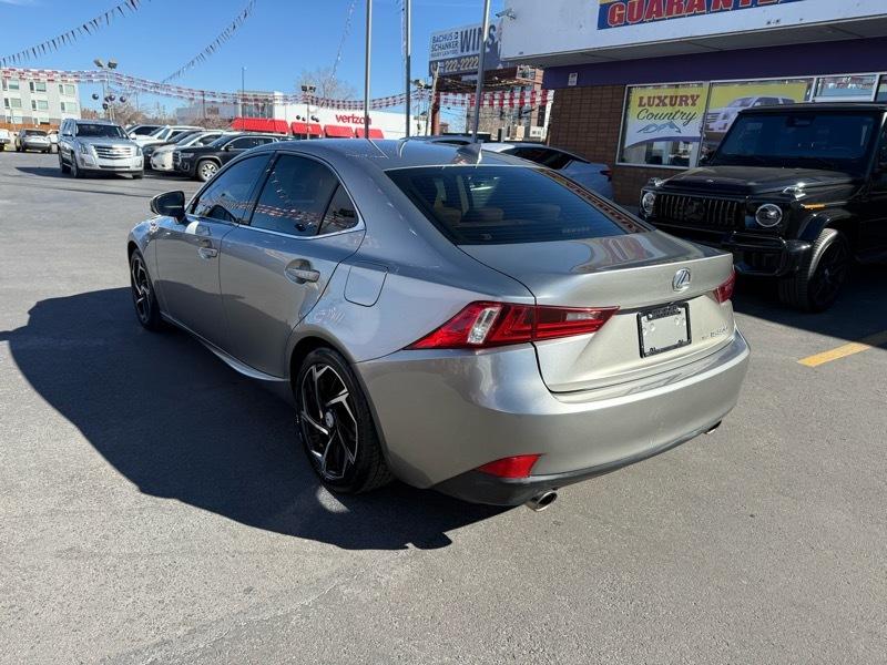 Lexus IS 300 4dr Sdn AWD 2016