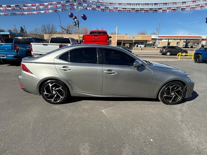Lexus IS 300 4dr Sdn AWD 2016