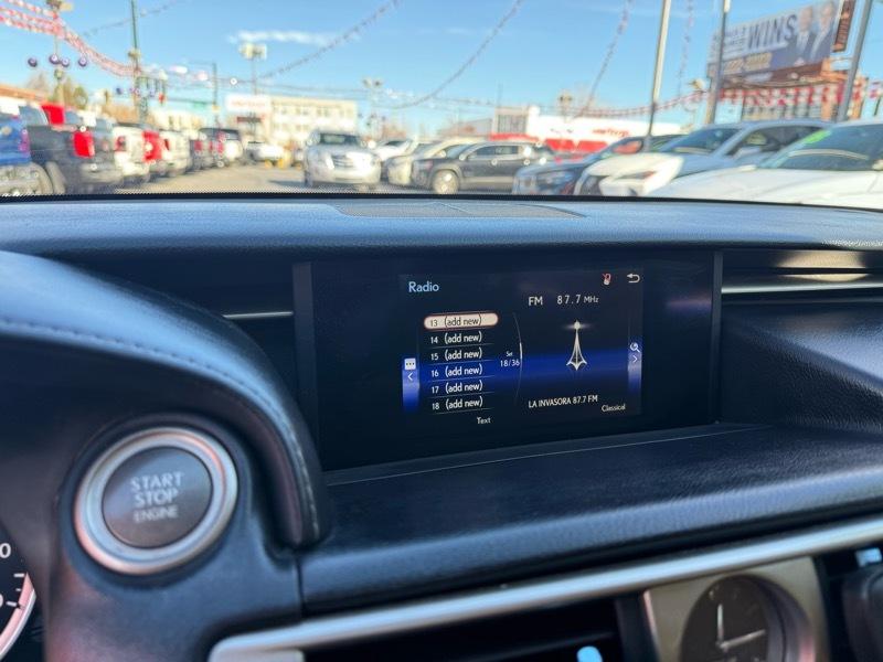 Lexus IS 300 4dr Sdn AWD 2016