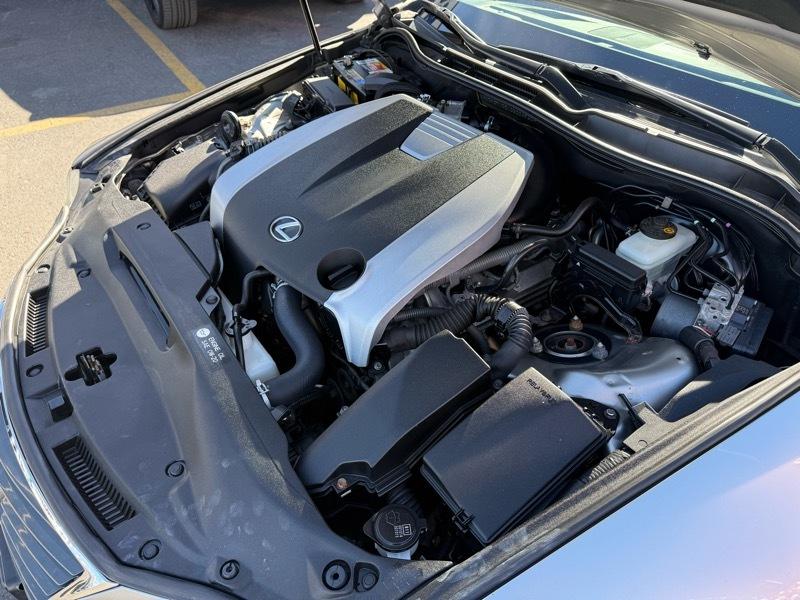 Lexus IS 300 4dr Sdn AWD 2016