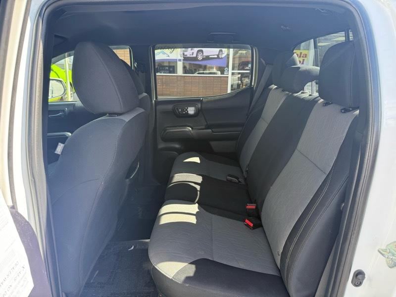 Toyota Tacoma 4WD SR5 Double Cab 5' Bed V6 AT (Natl) 2020