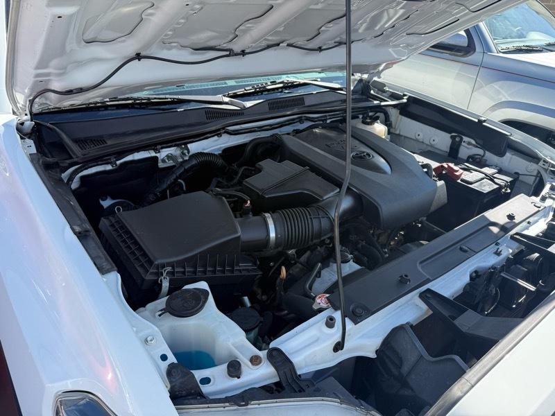 Toyota Tacoma 4WD SR5 Double Cab 5' Bed V6 AT (Natl) 2020