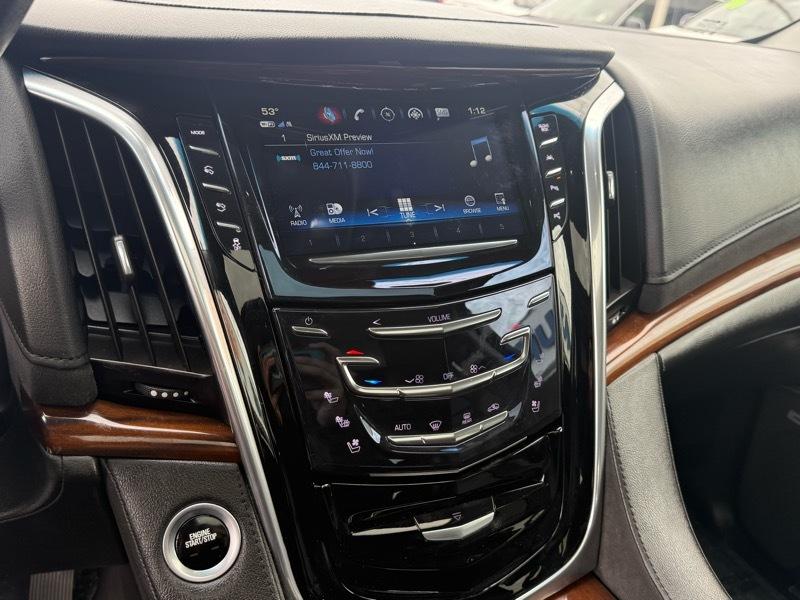 Cadillac Escalade 4WD 4dr Luxury 2019